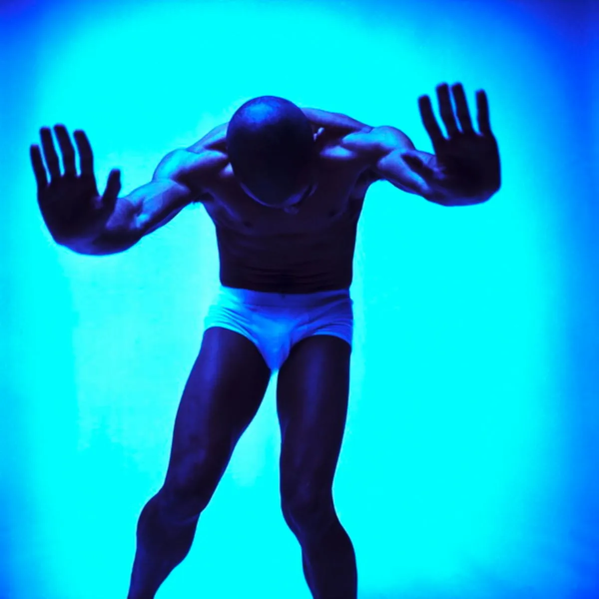 Dancer Nelson Reguera photo by Attila Glázer