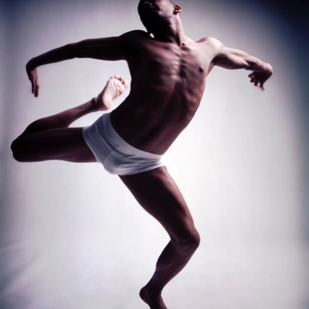 Dancer Nelson Reguera photo by Attila Glázer